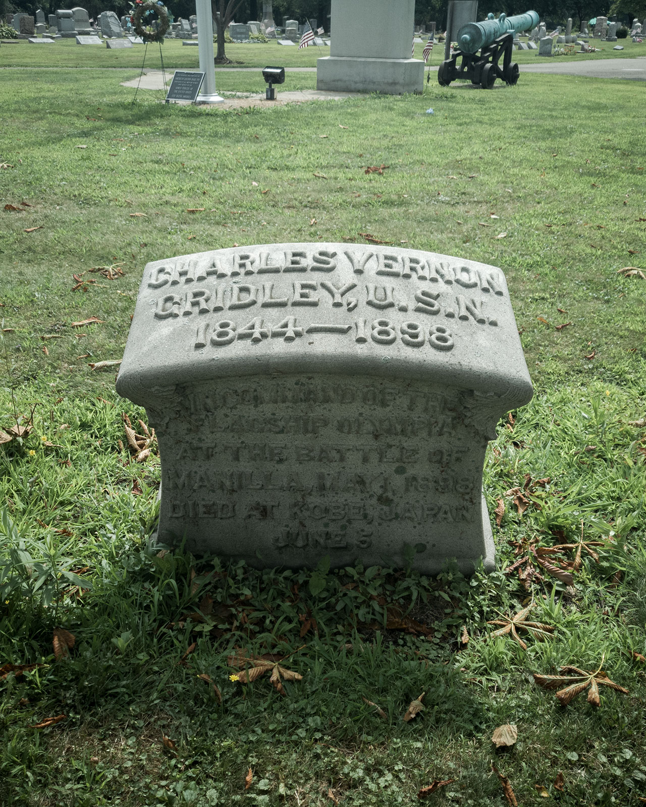 gravestone of Charles Vernon Gridley