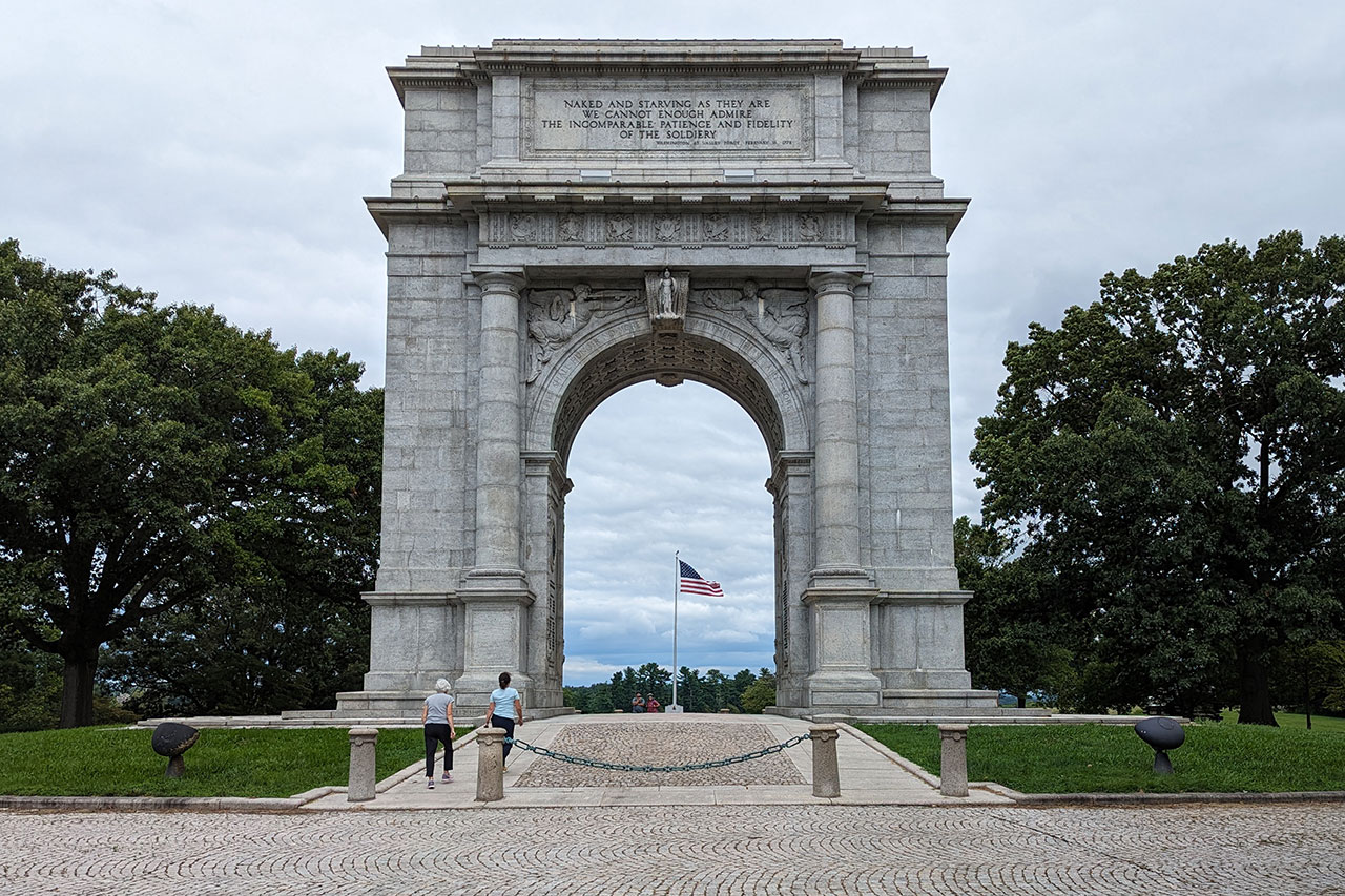 the Valley Forge monument